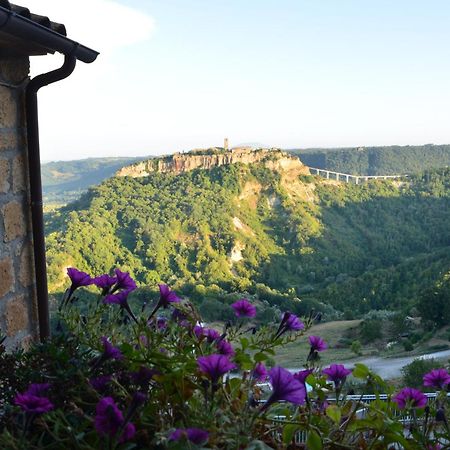 Le Calanque La Terrazza Su Civita Lubriano Ngoại thất bức ảnh