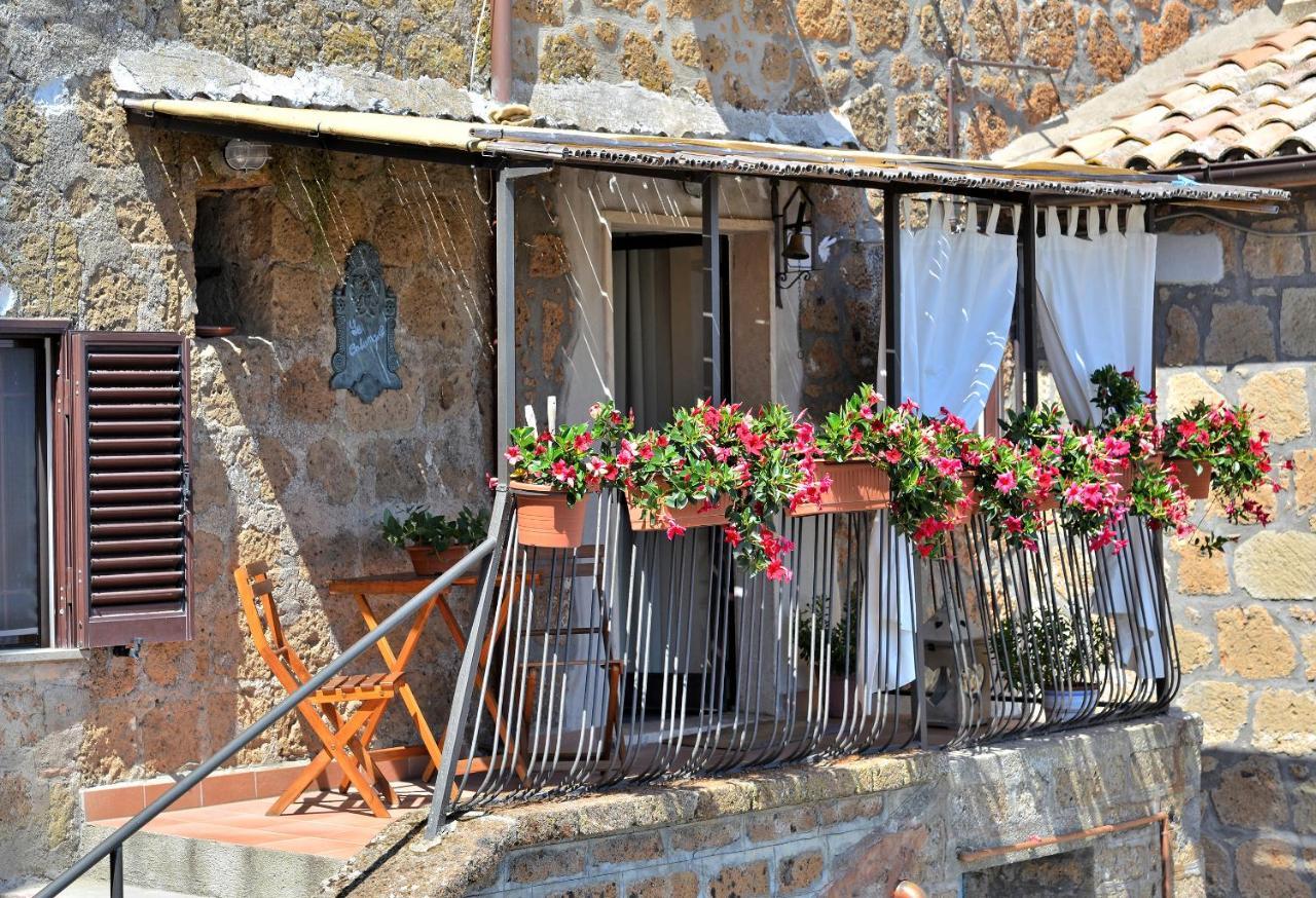 Le Calanque La Terrazza Su Civita Lubriano Ngoại thất bức ảnh